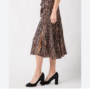 Skies Are Blue Leopard Print A-Line Skirt